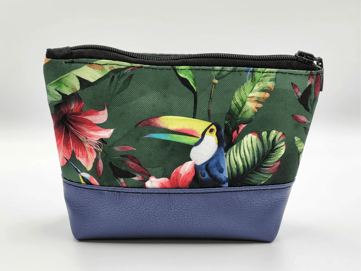 Tukános — Neszeszerek